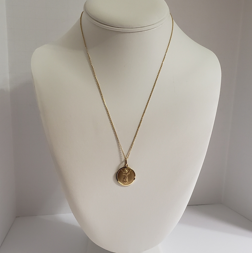14K Real Gold Divino Niño Pendant with Chain 18"